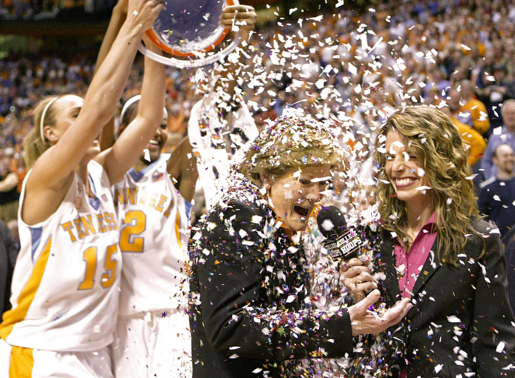 2009: Tennessee’s Pat Summitt first Division I basketball coach — man or woman — to win 1,000 games